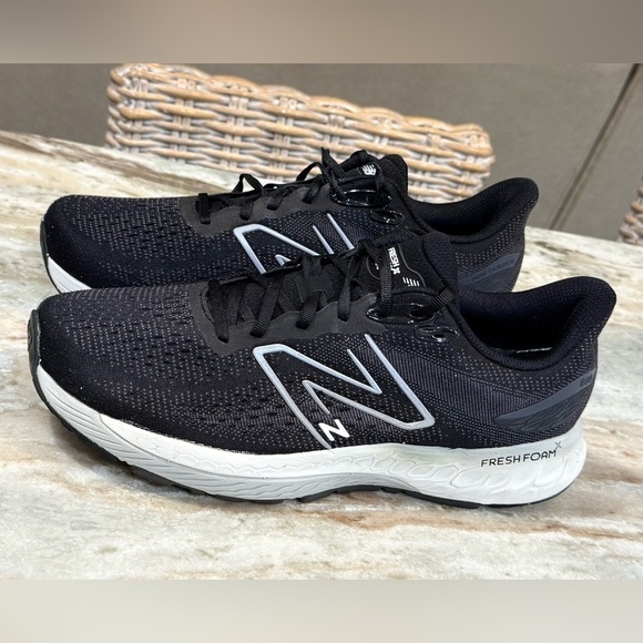 Men’s NEW BALANCE Fresh Foam X 880v12 - Black with Lead/Light Aluminum- Size 12 - Picture 2 of 11